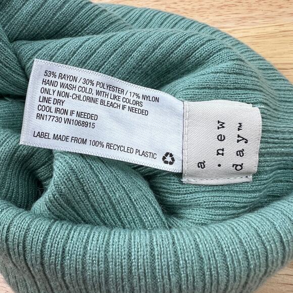 A New Day Women's Light Green Ribbed Winter Hat - NWT - Picture 3 of 7